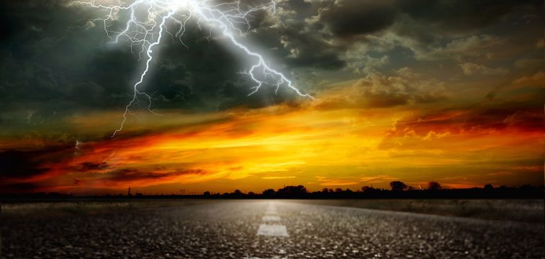 Are Caravans Safe in a Thunderstorm?