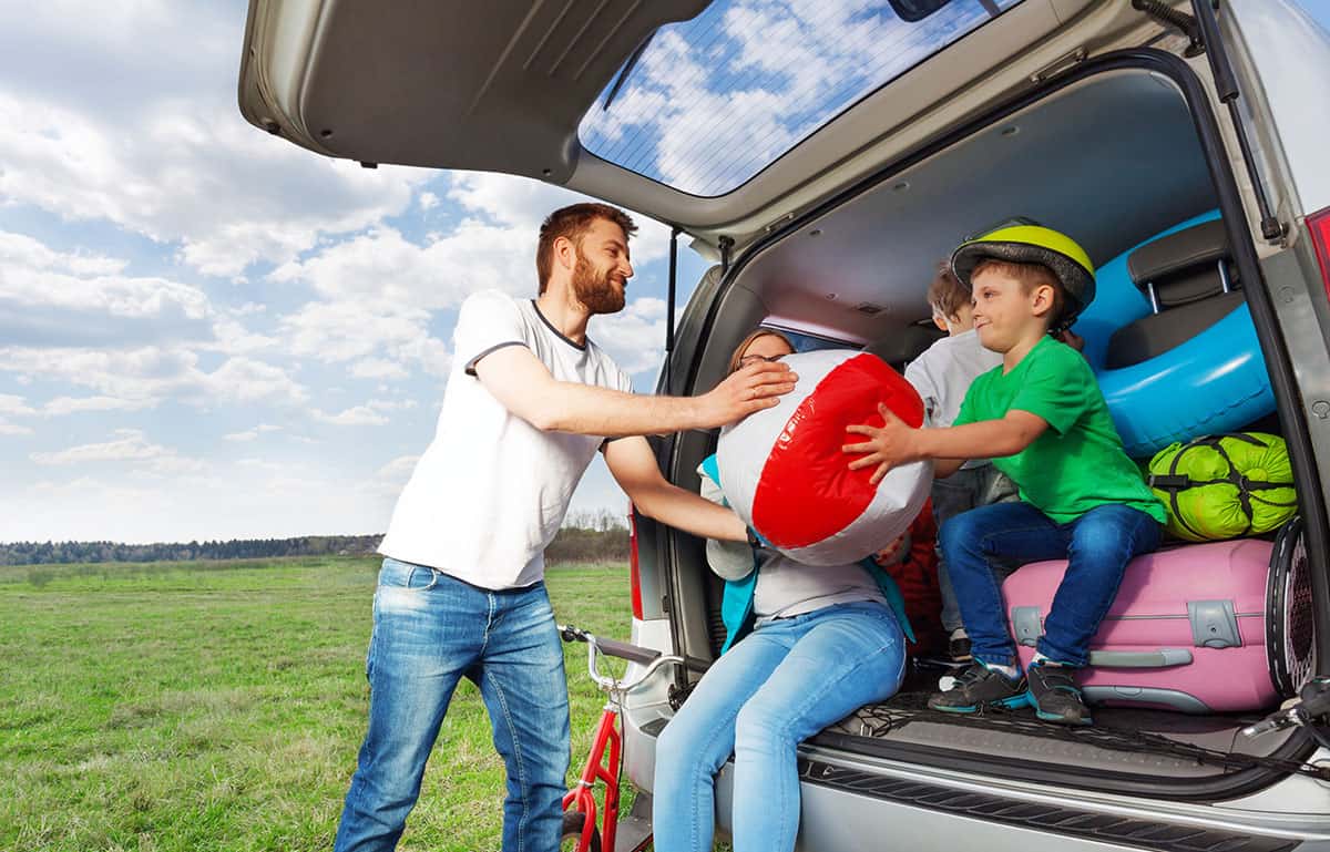 The 5 Best Camper Vans For A Family Of Four | All You Need To Know Best Camper Vans For Family Of 4