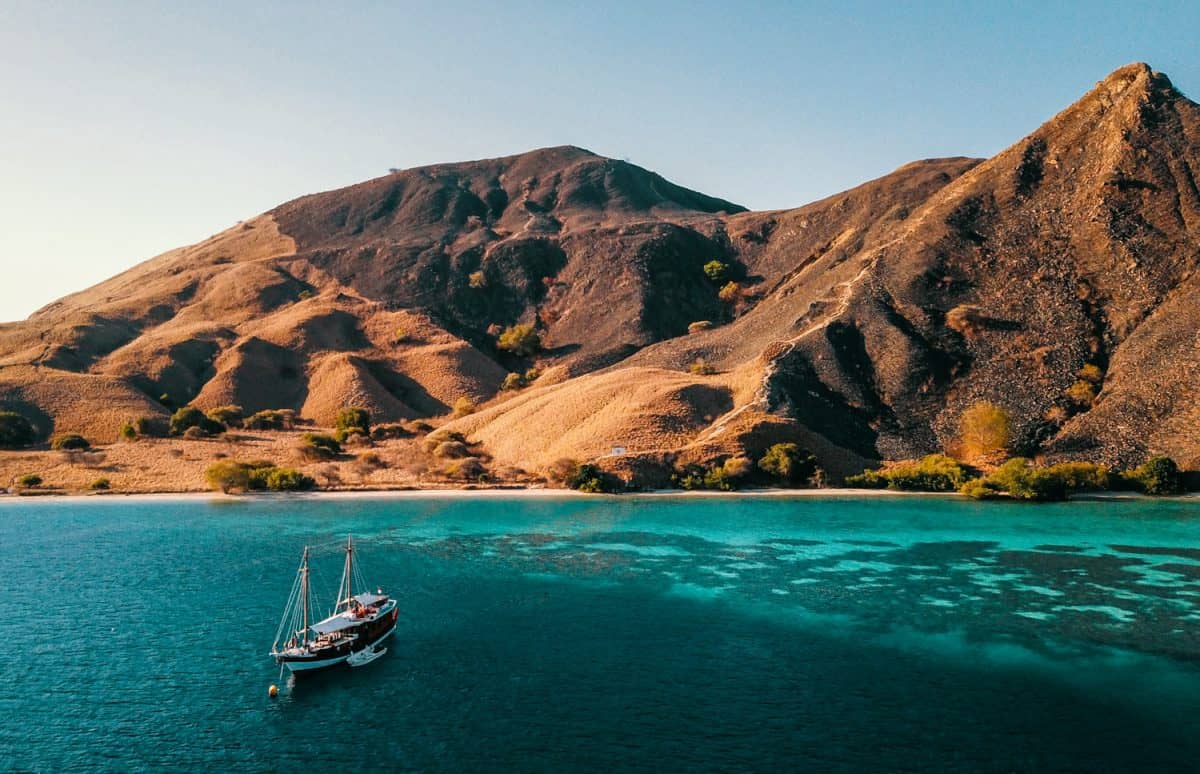 Can You Live On A Boat In Sydney? Freedom Residence