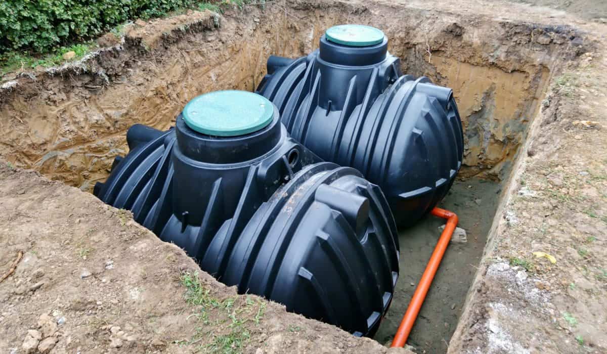 Water harvesting containers