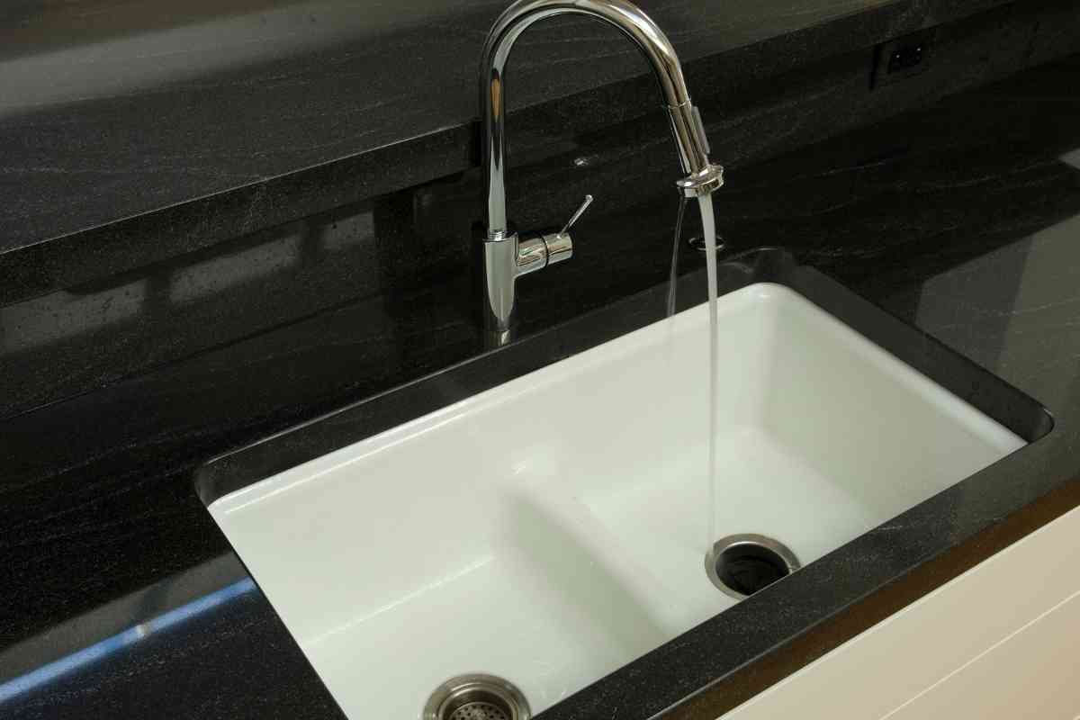 rv kitchen sink smells
